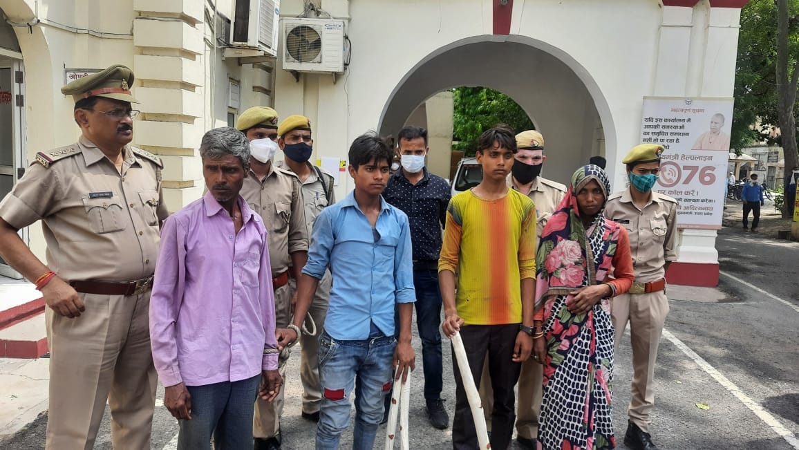 etawah news,Killer Tau, Tai and two cousins arrested