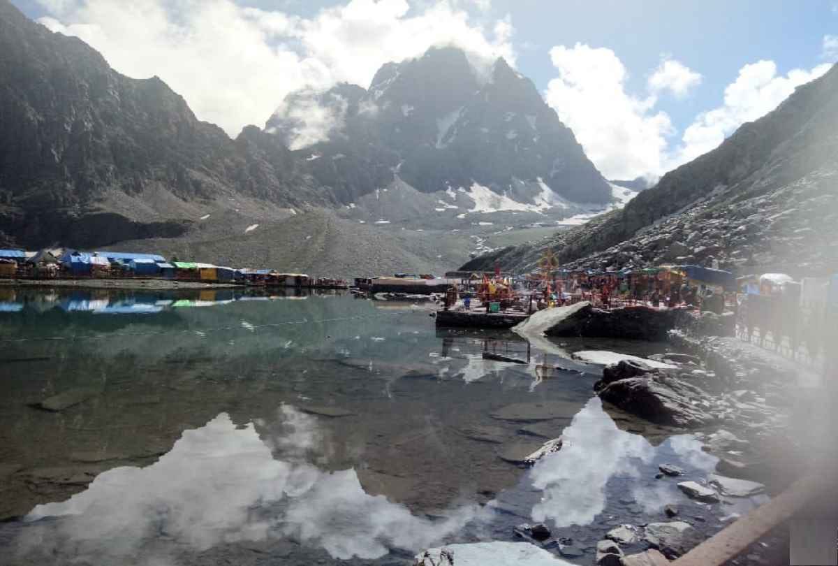 himachal chamba news: manimahesh dal jheel devotees taek holy dip