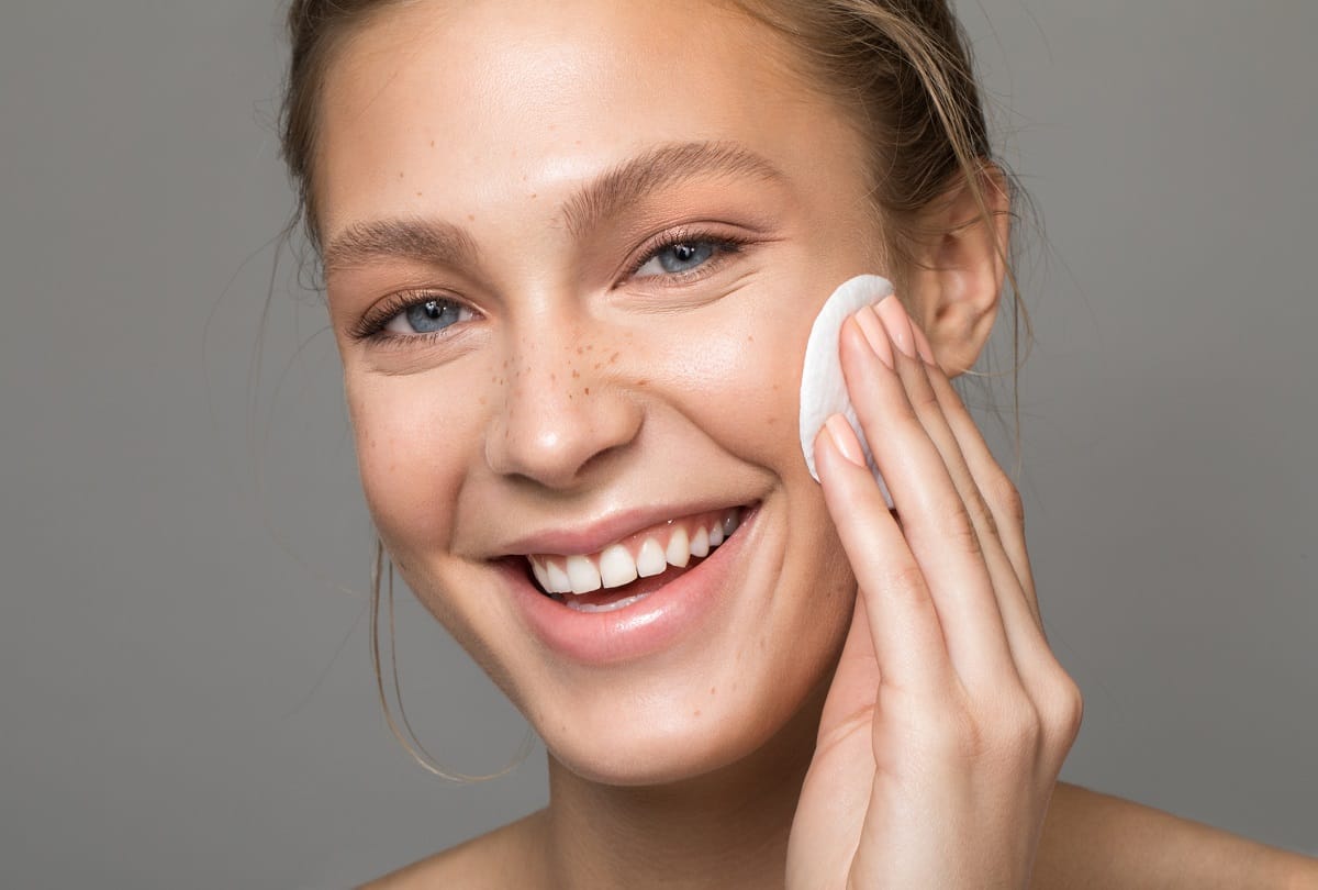 Skin Care routine for daily life In hindi