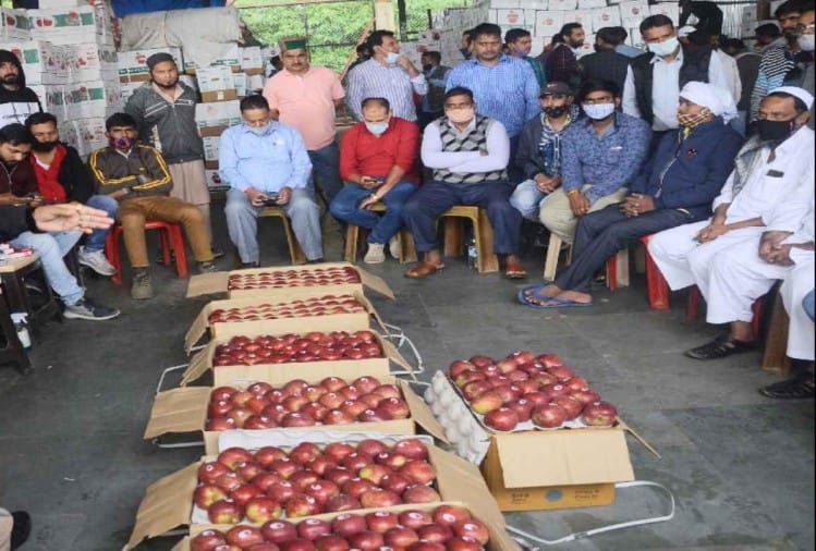 The Economy Of Billions Of Apple Business In Trouble Due To A Sharp