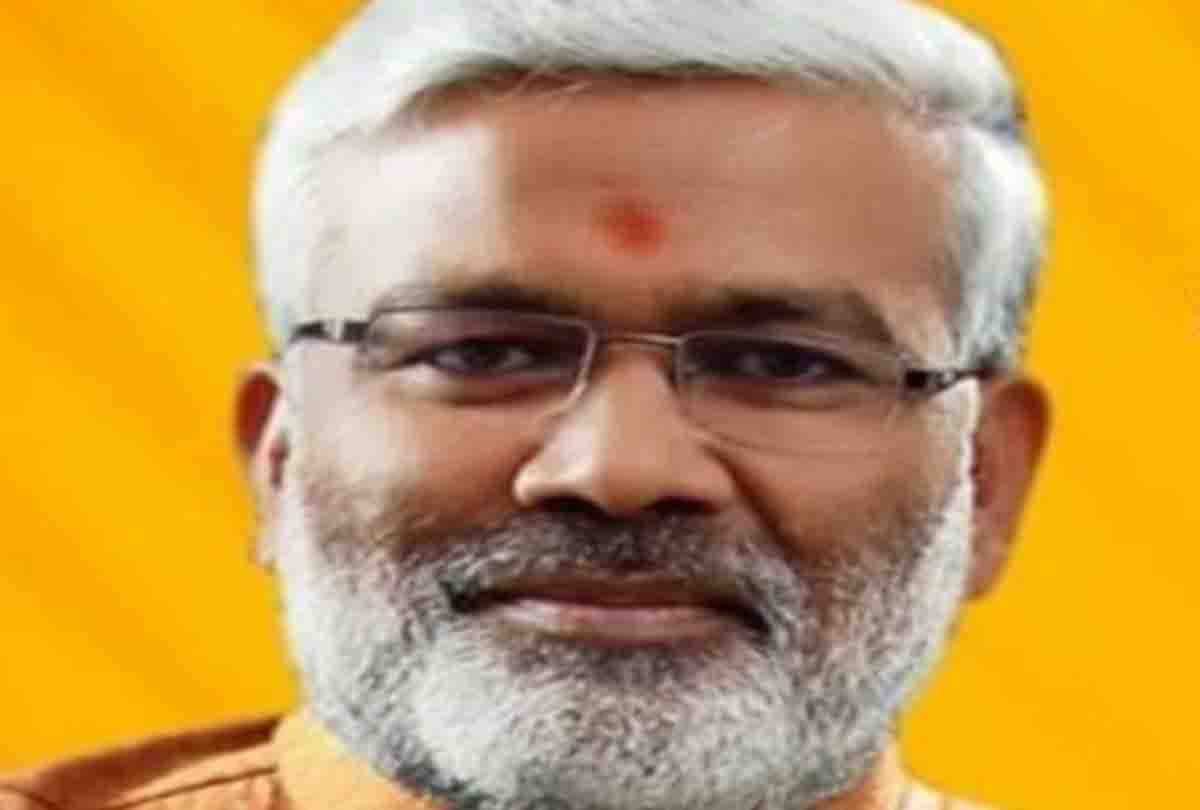 Swatantra Dev Singh targeted Akhilesh: Illegal firearms used to be made in SP government, Brahmos will be made in BJP government
