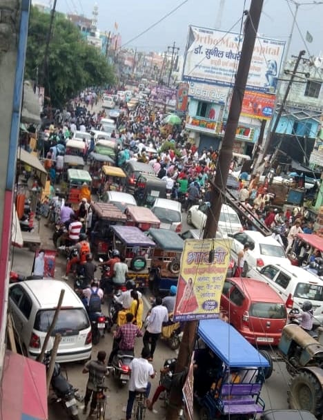 The city groaned with jam as soon as the exam left