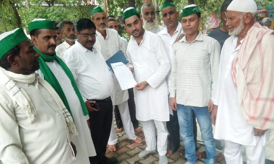 Expressed anger over non-payment of sugarcane
