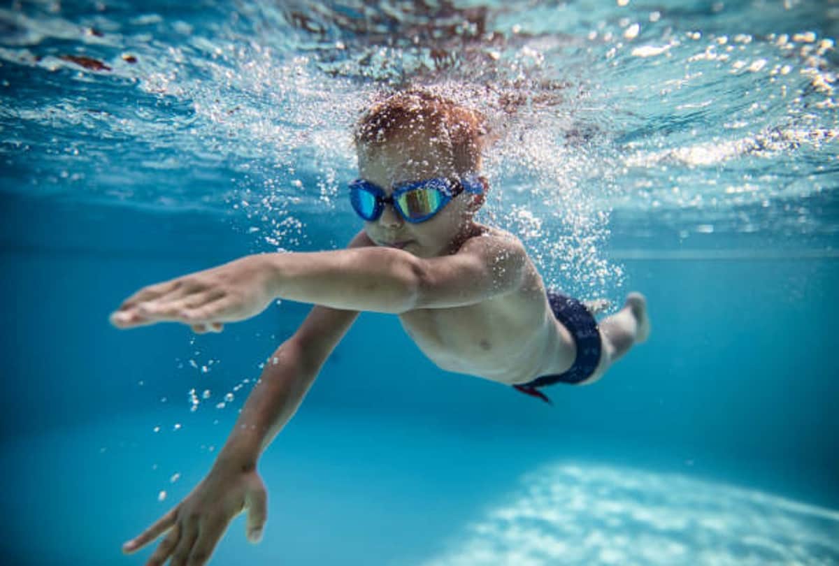 Health Tips What Foods To Avoid Before Swimming Se Pehle Kya Nahi Khana Chahiye In Hindi
