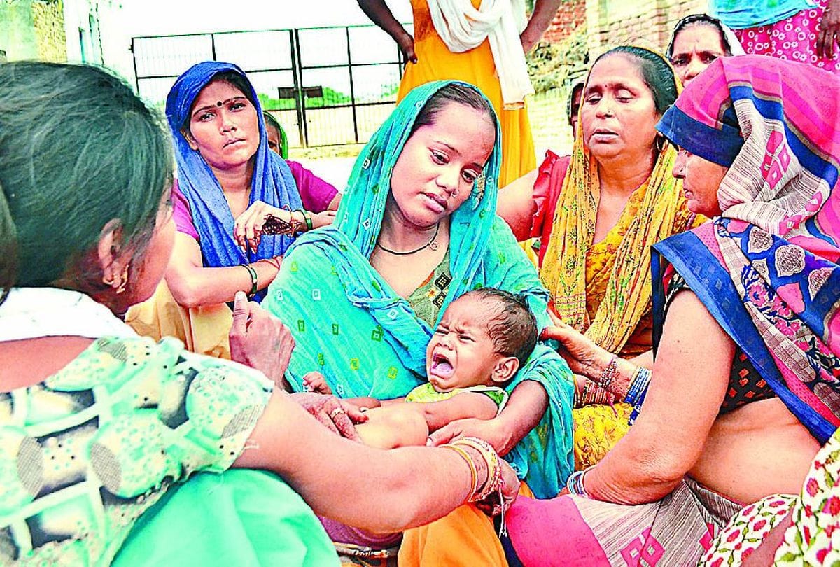 Agra News: Roof Collapsed Of Two Died Inside Story Birthday Party And Dj Dance Accident