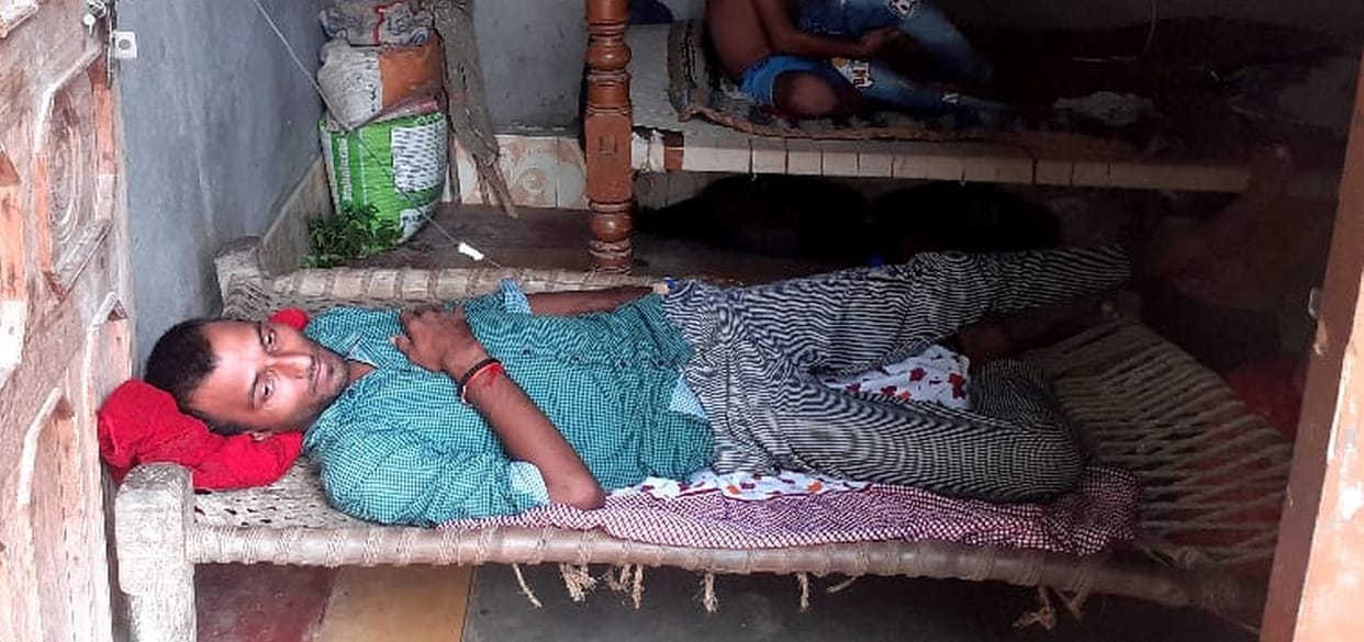 Fever spread in Jahanganj, 70 people sick