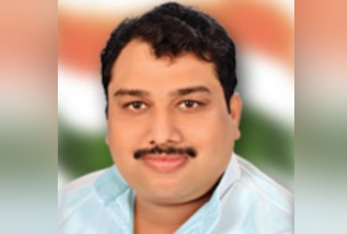 Rana Rahul resigns from Congress can support SP party in gorakhpur
