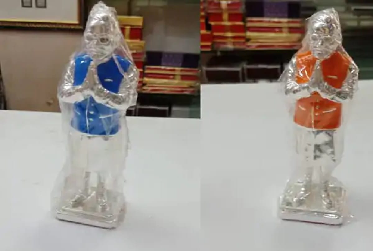 Take Modis idol: Made of 150 grams of silver, the price is 11 thousand rupees, the initiative of Indores bullion trader