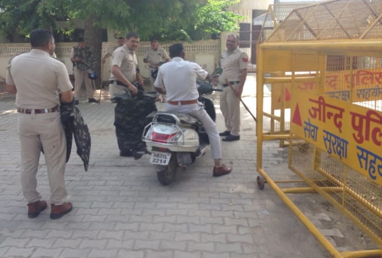 farmers warn to oppose the youth convention of jjp, heavy police force deployed in jind