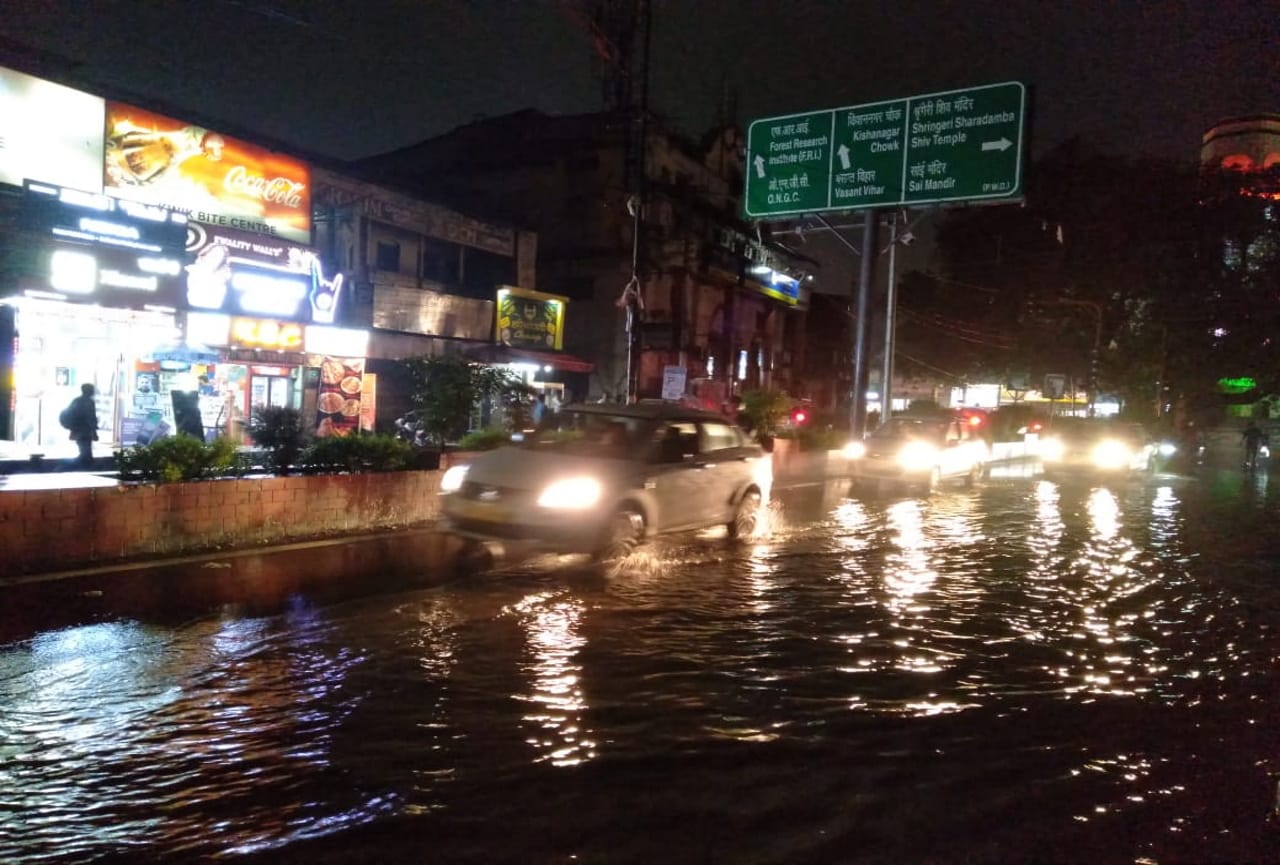 Uttarakhand Monsoon Update Today: cloud burst in dehradun santala devi area, watch photos