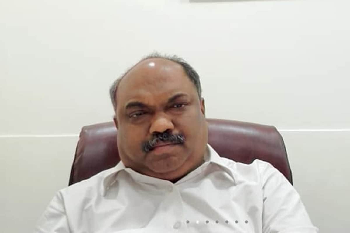Resort scam: Maharashtra minister Parab filed Rs 100 crore defamation case on Kirit Somaiya