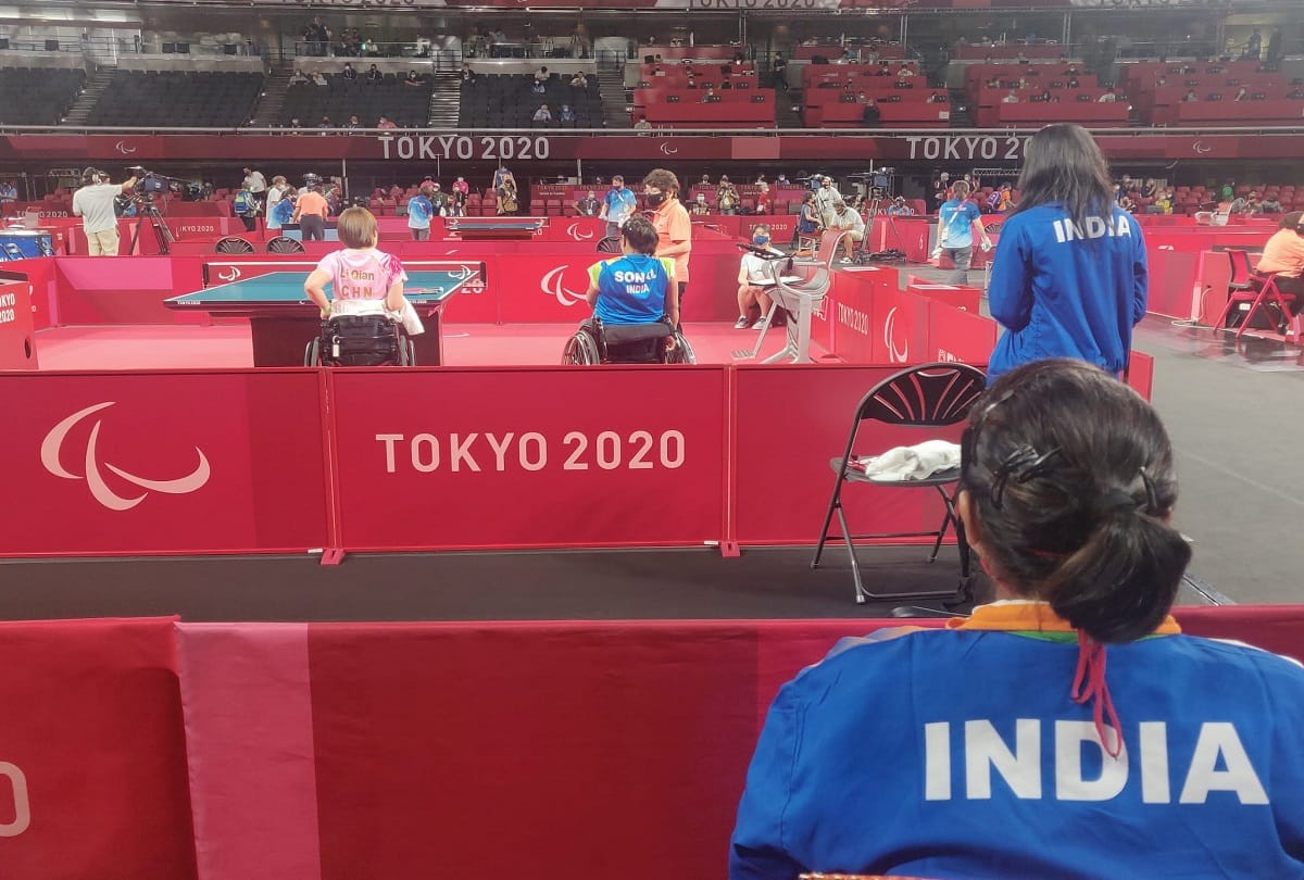 Tokyo Paralympics 2020 china table tennis player li qian beat sonal patel by 3-2 in the first group stage