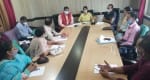 नगर परिषद जोगिंद्रनगर की मासिक बैठक में भाग लेते कार्यकारी अधिकारी एवं एसडीएम और पार्षद।
