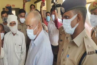 Liquor sold 24 hours also available from homes villagers said to police officers