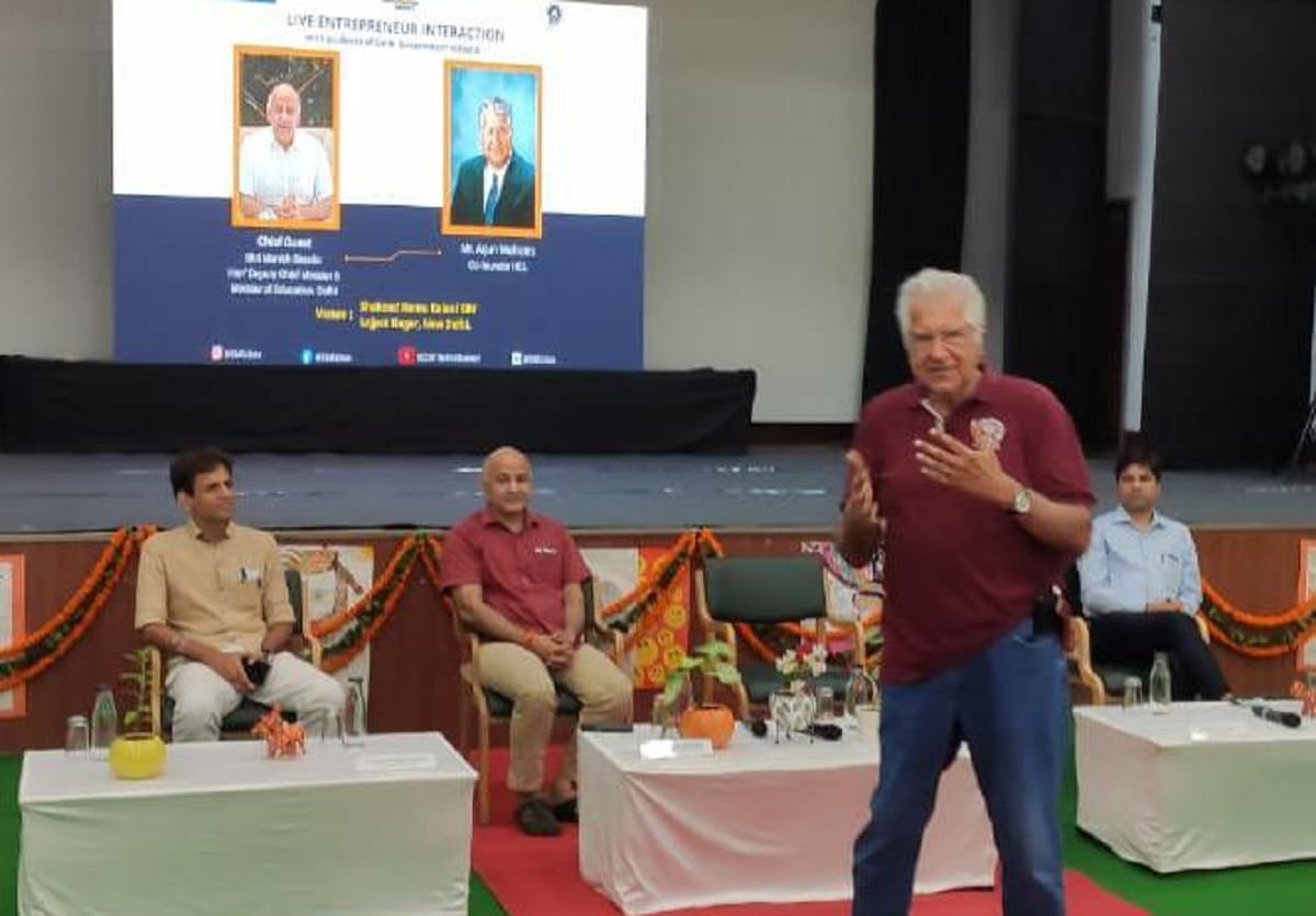Top Entrepreneur and motivational speaker Arjun Malhotra gave inspirational lessons to Delhi government school students