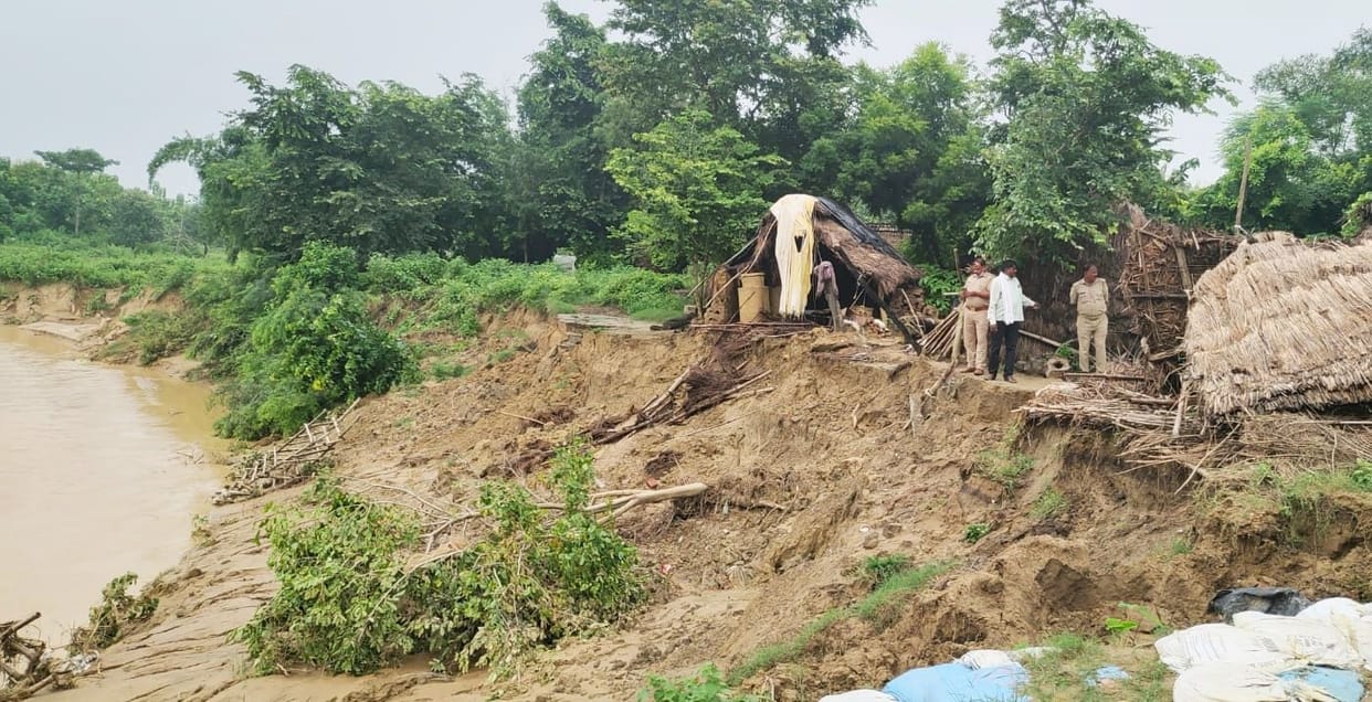 Rapti's water level rising due to heavy rain