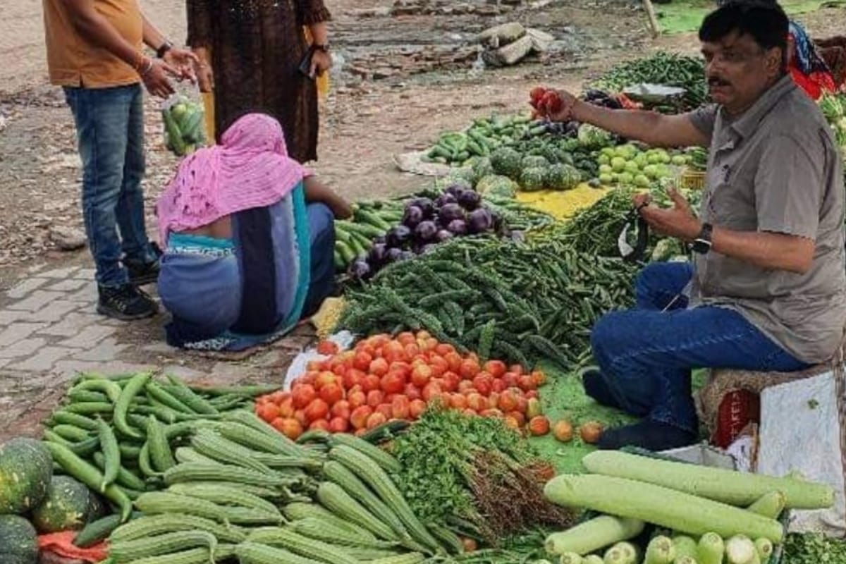 Pics of IAS officer selling vegetables went viral.