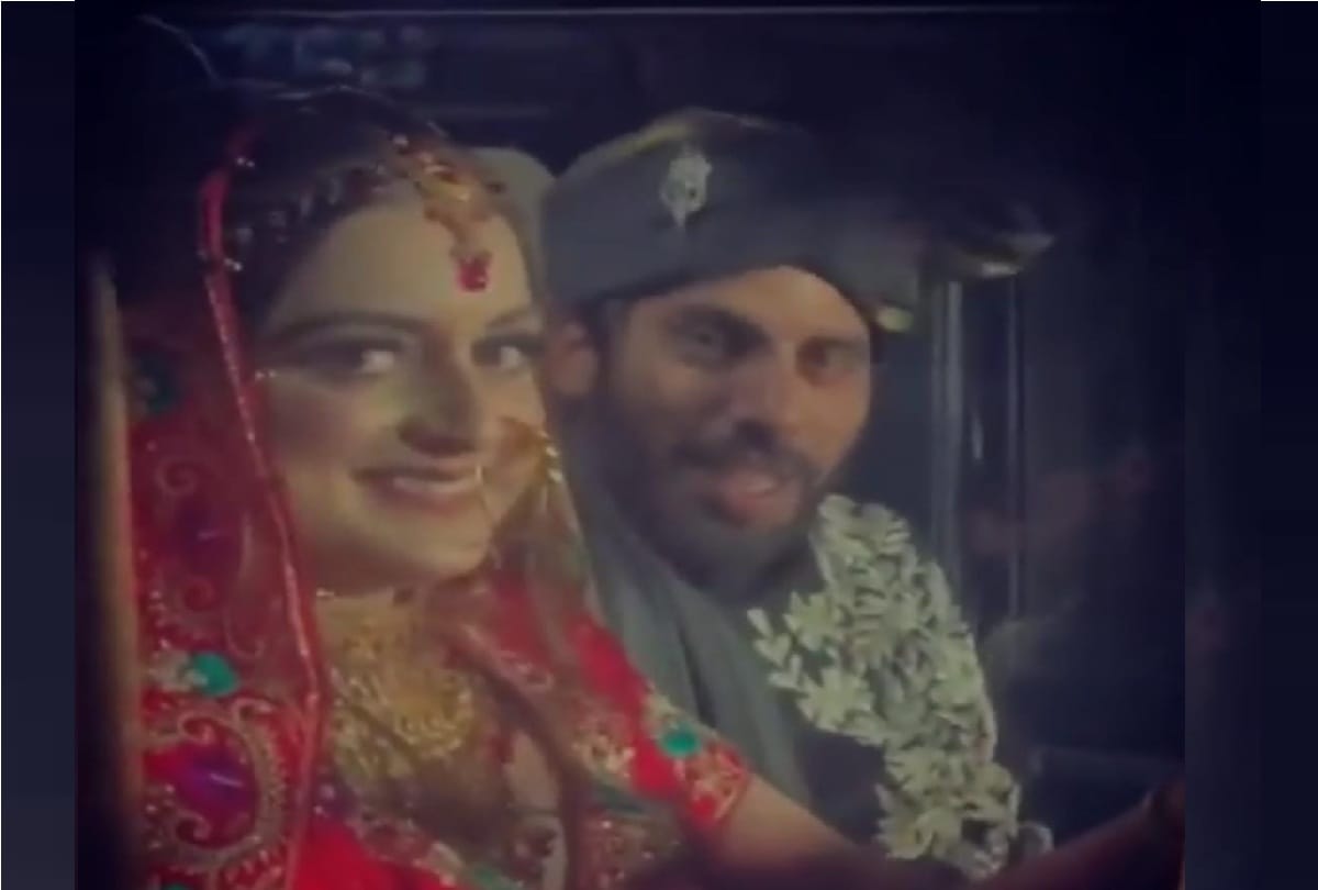 Kashmir Baramulla s bride Sana reached her in laws house with her husband after driving car after marriage
