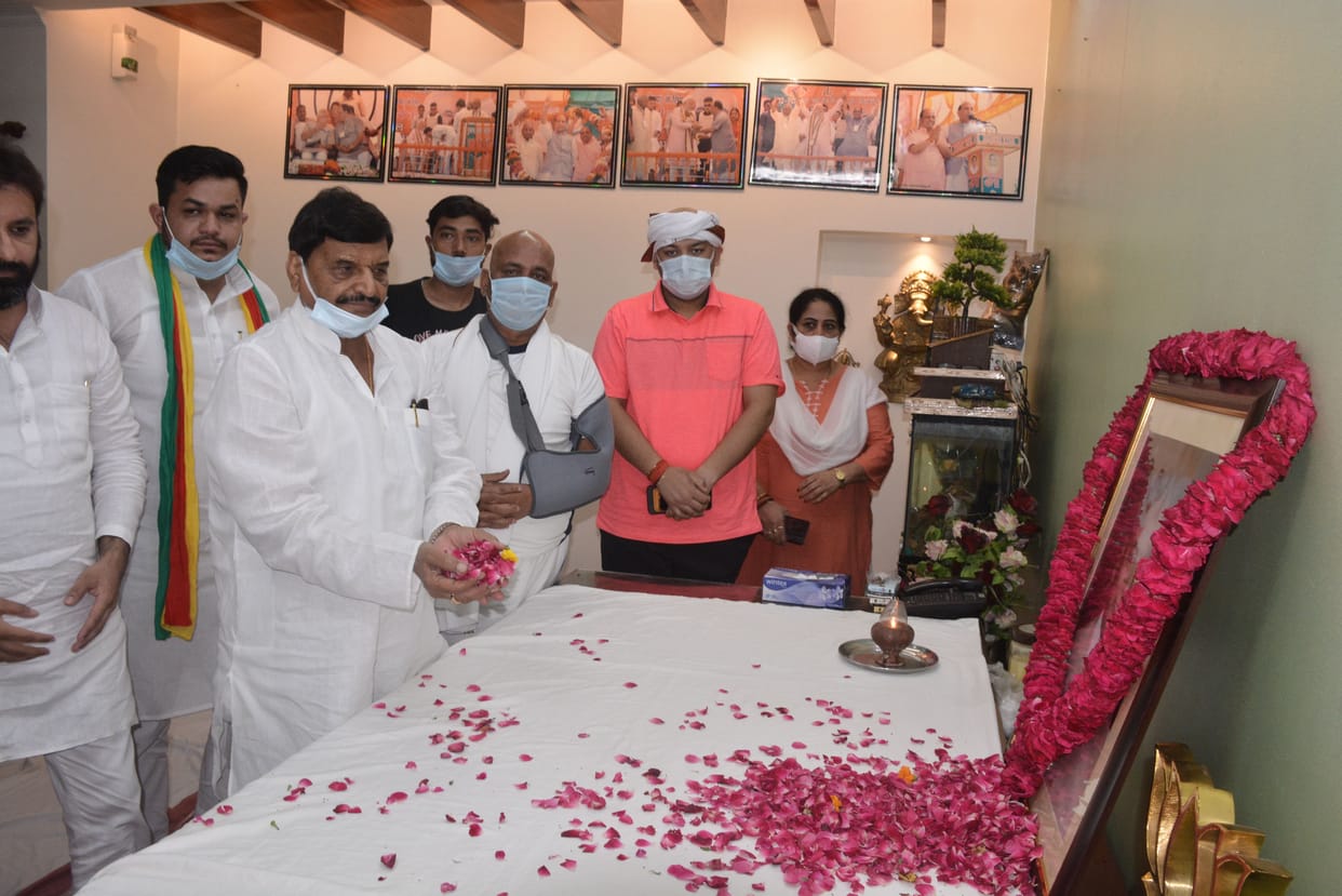 Aligarh: Referring to Ram Mandir used to do welfare even in unconscious state