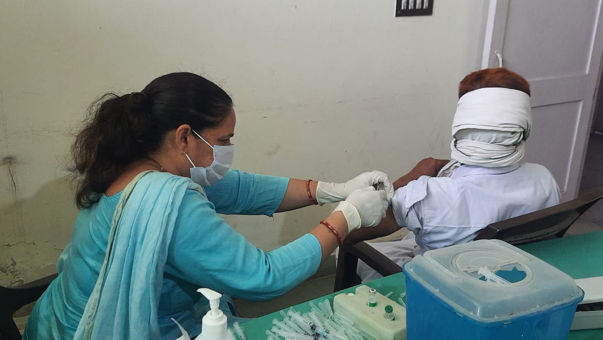 5516 people vaccinated at 27 places in Bhiwani