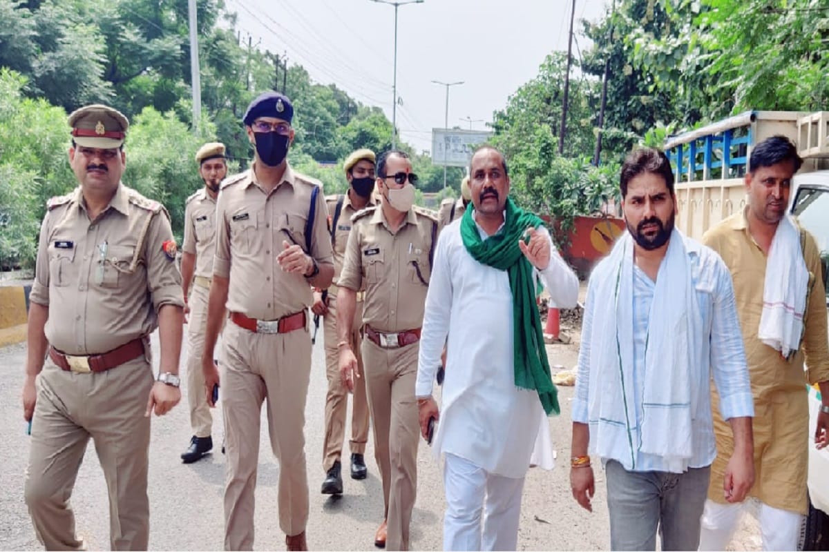 Kisan Andolan: There will be Mahapanchayat of farmers in the grounds of Government Inter College in Muzaffarnagar and preparations have started