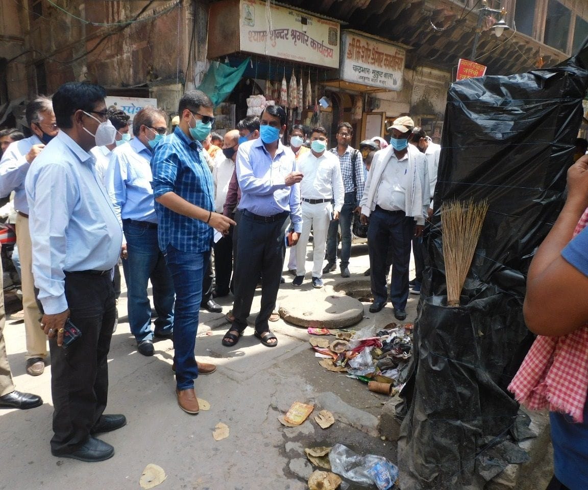 Mathura: Municipal commissioner from Holygate to Swamighat knows the condition of the city