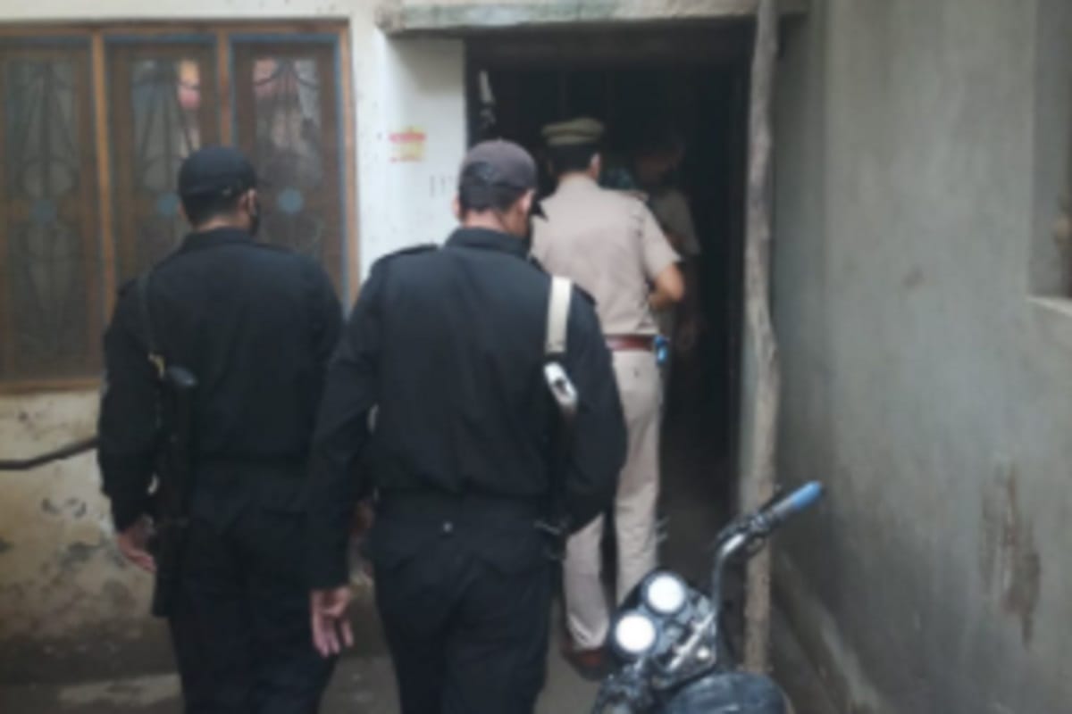 Bijnor Crime News: Police has arrested accused husband after wife murder and see photos