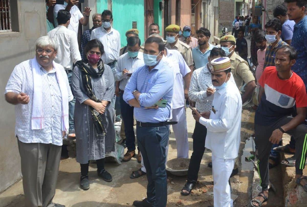 Fever Out Break In Firozabad Ad Heath Said Disease spread By Mosquitoes And Animals