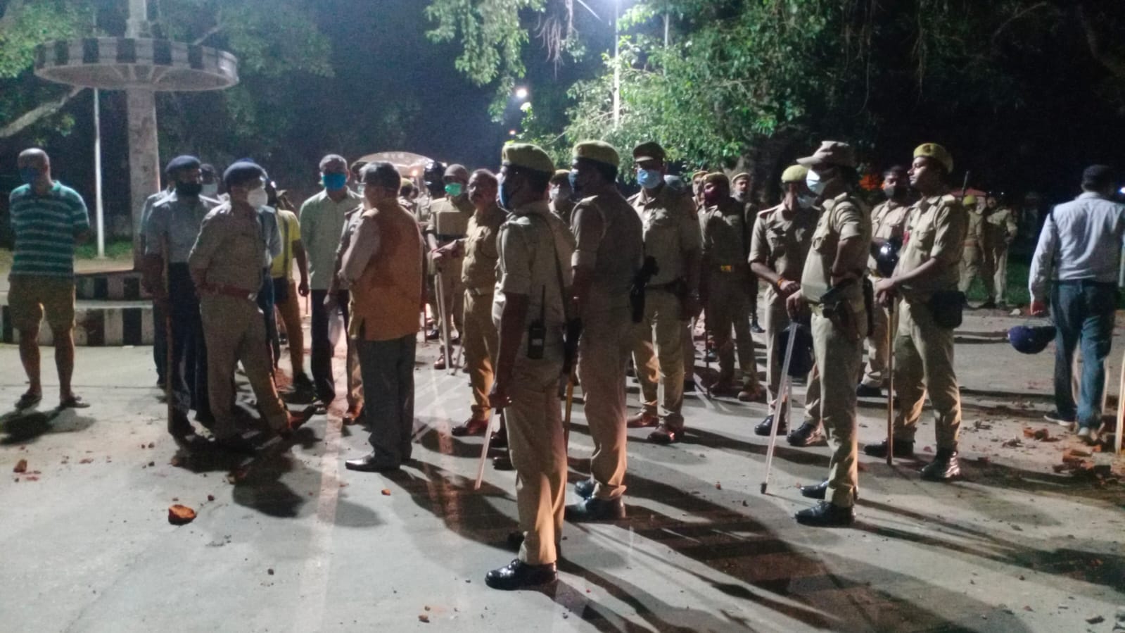 banaras hindu university BHU hostel student clash fight outrage ruckus started before  Classes start again  LIU failed see photos
