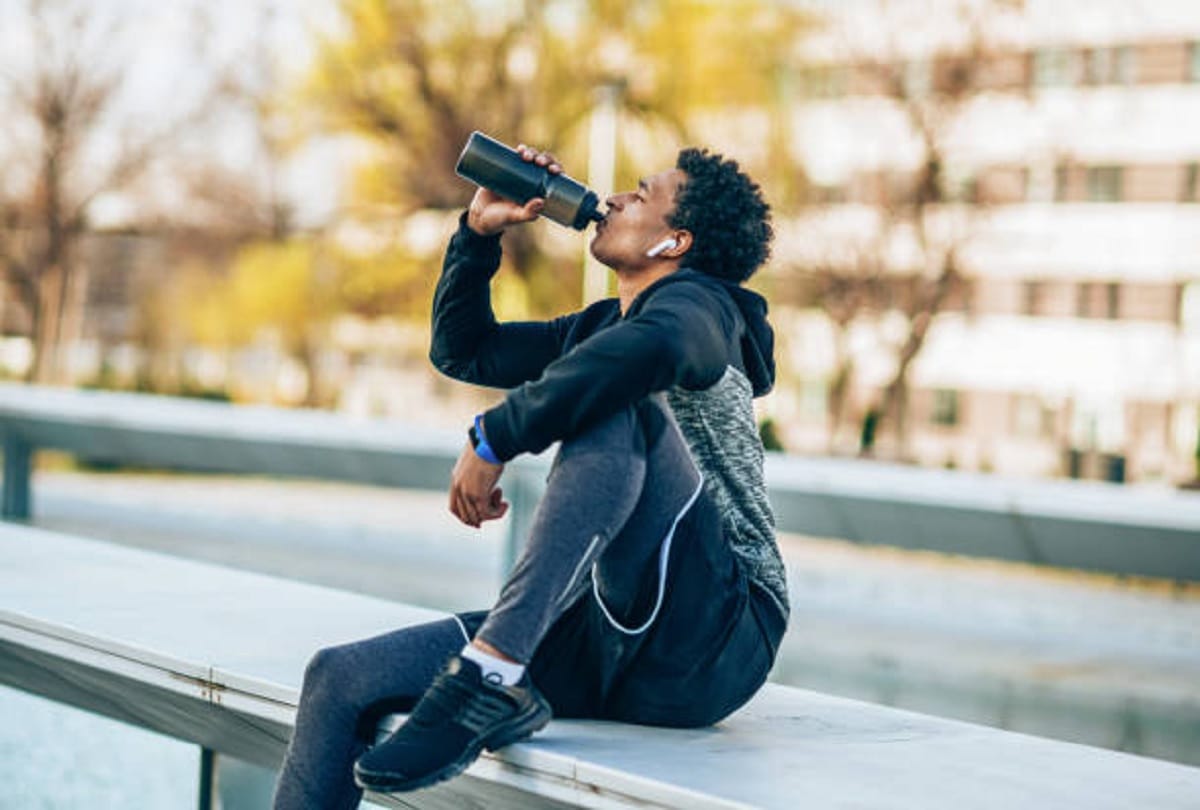 Celebrities Trend black water health benefits and price in hindi