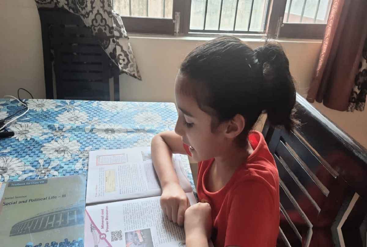 seven years old Kashvi wants to give eighth class exam in palampur kangra
