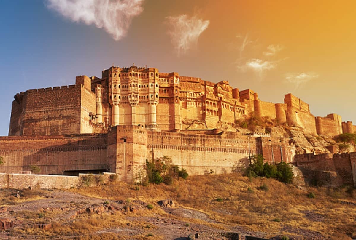 Largest Forts In India to visit