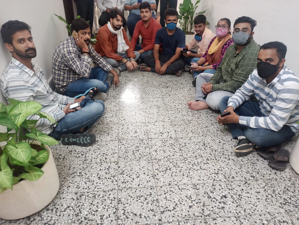 Disturbances in research admission ABVP hunger strike BHU students surrounded Vice Chancellor