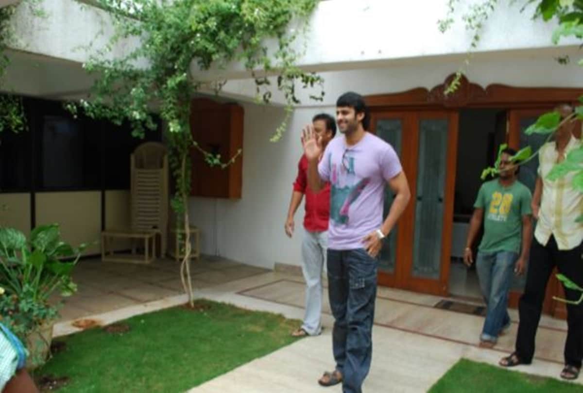 Bahubali star prabhas owns these most expensive things which will blow your mind