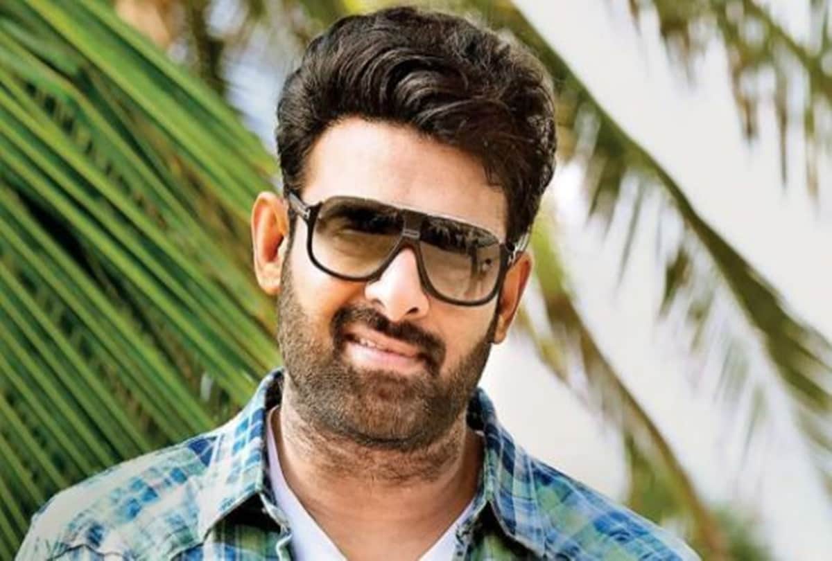 Prabhas met his fan through video call who is admitted in hospital and fans heart are melting for this sweet gesture