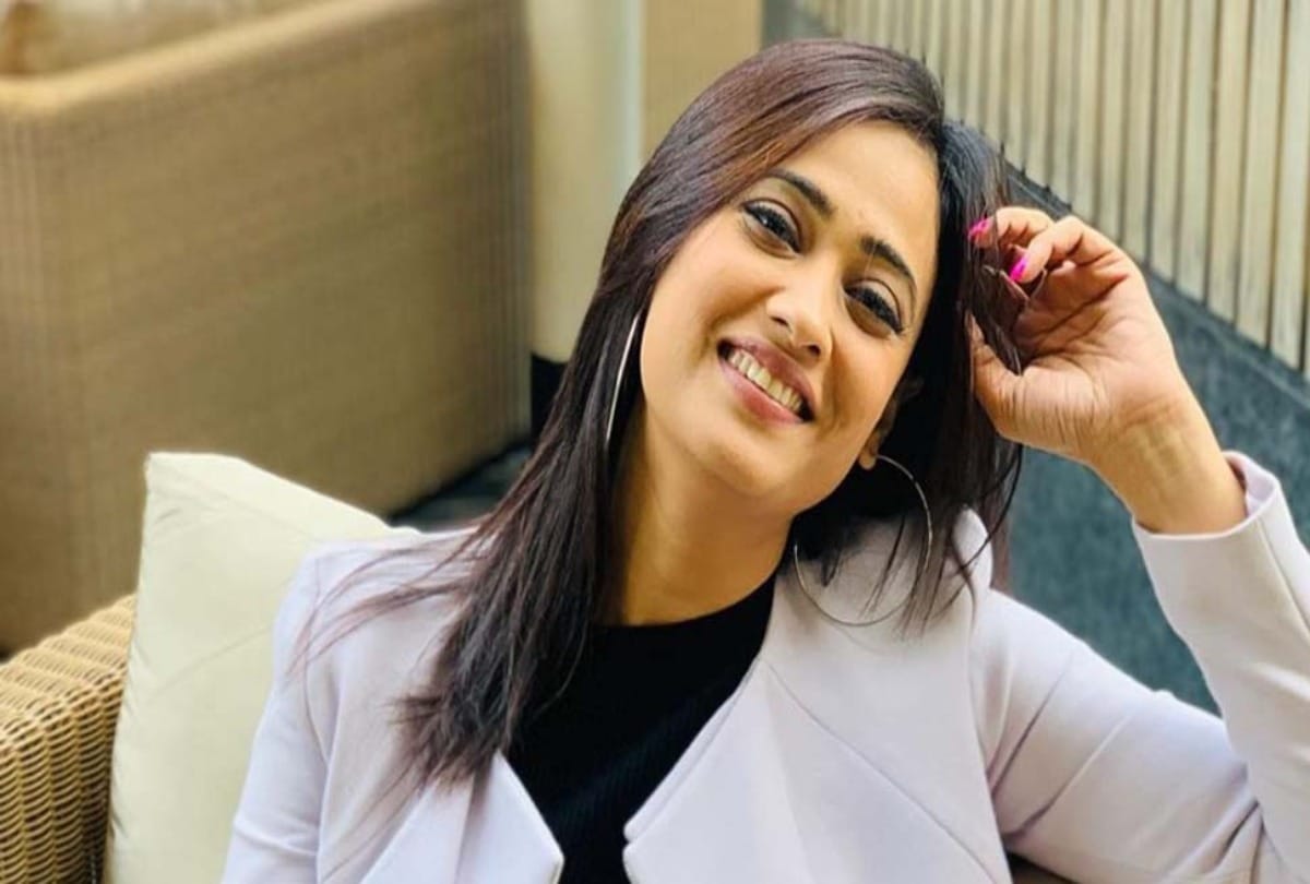 Shweta Tiwari hospitalised due to weakness and low blood pressure