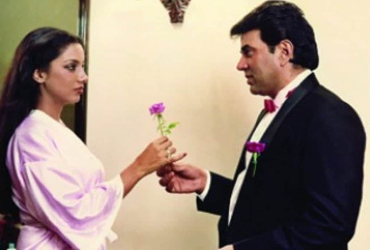 dharmendra shared a phot with shabana azmi on twitter