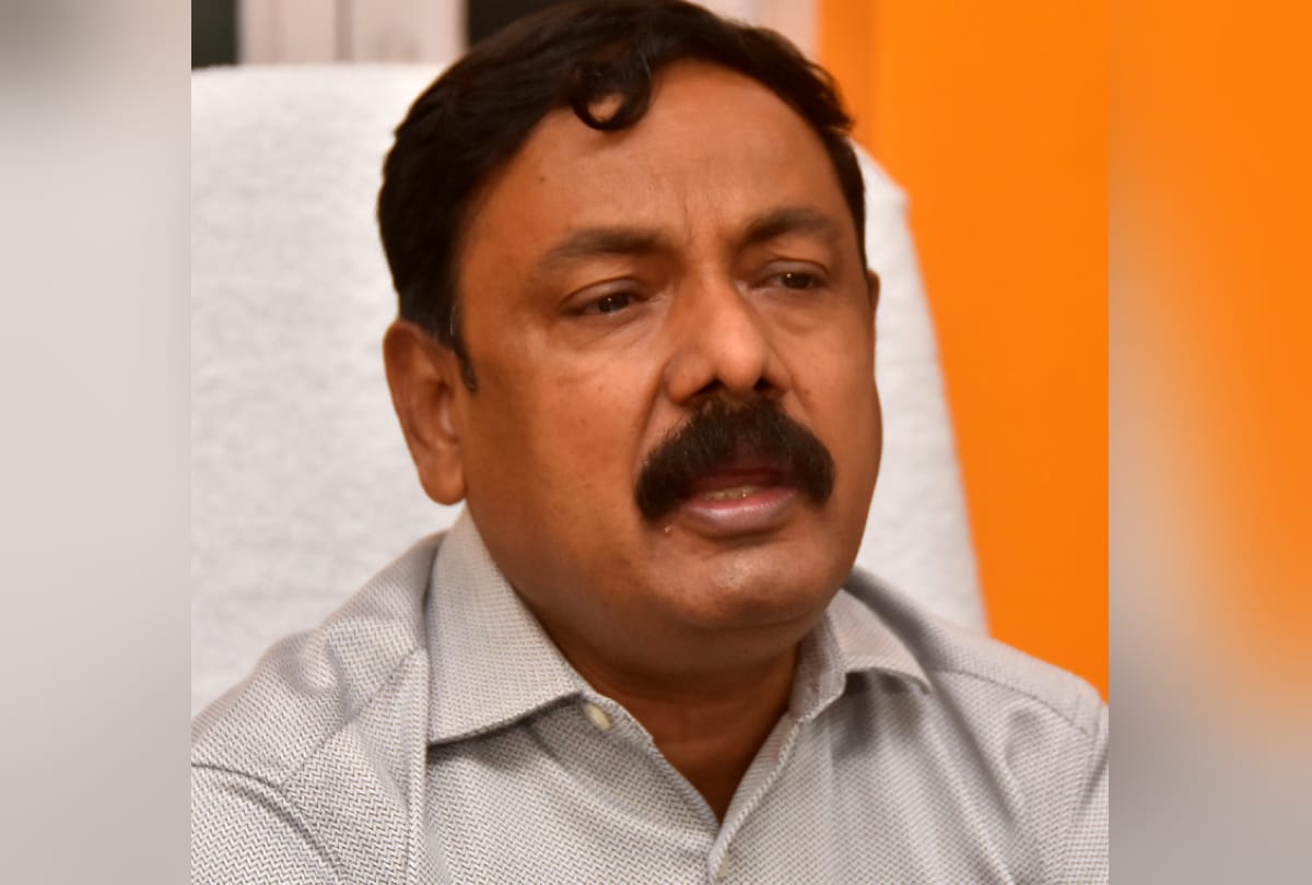 five vehicles for door-to-door garbage collection in Gorakhpur