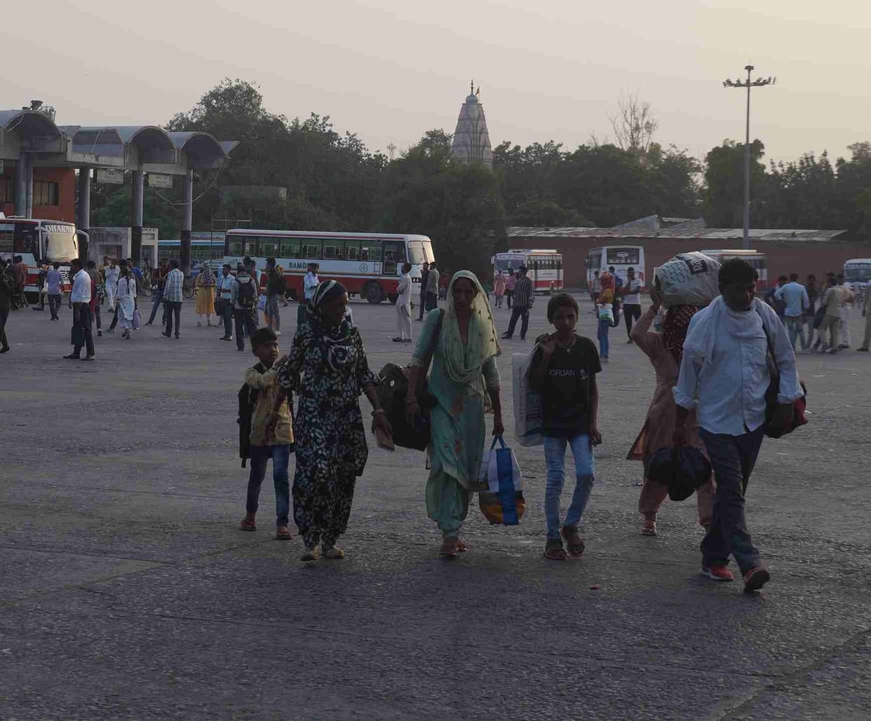 Hisar: Farmers jammed for five hours at 11 places including all four tolls