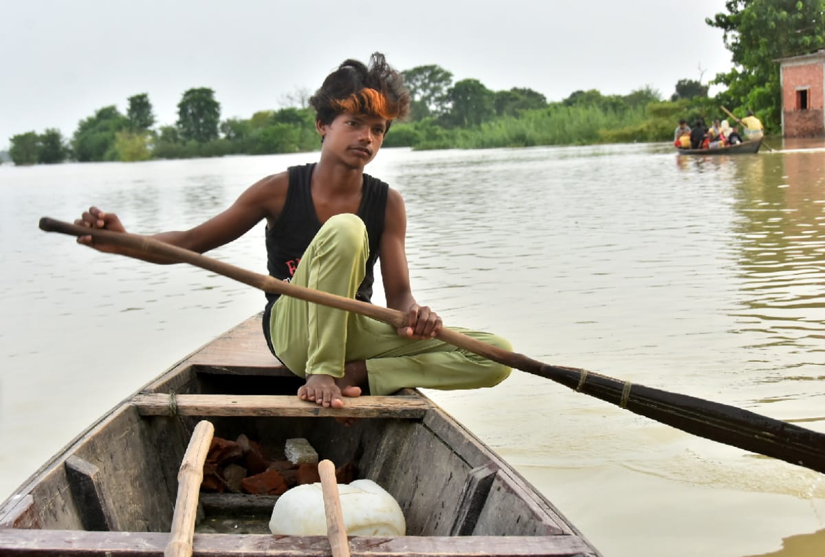 Gorakhpur flood Update Rapti and Rohin river reached above danger mark due to heavy rain in nepal