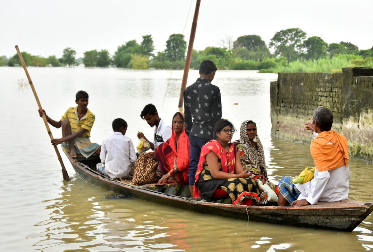 Gorakhpur flood Update Rapti and Rohin river reached above danger mark due to heavy rain in nepal