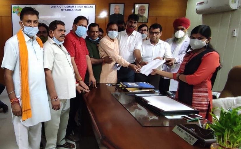 Mayor and Traders meets with DM