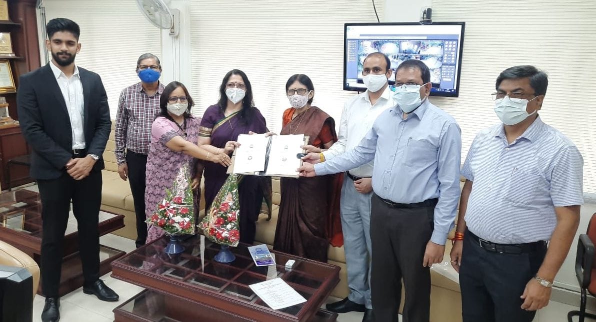 Vidhi University signs MoU with Devi Ahilya Bai University Indore