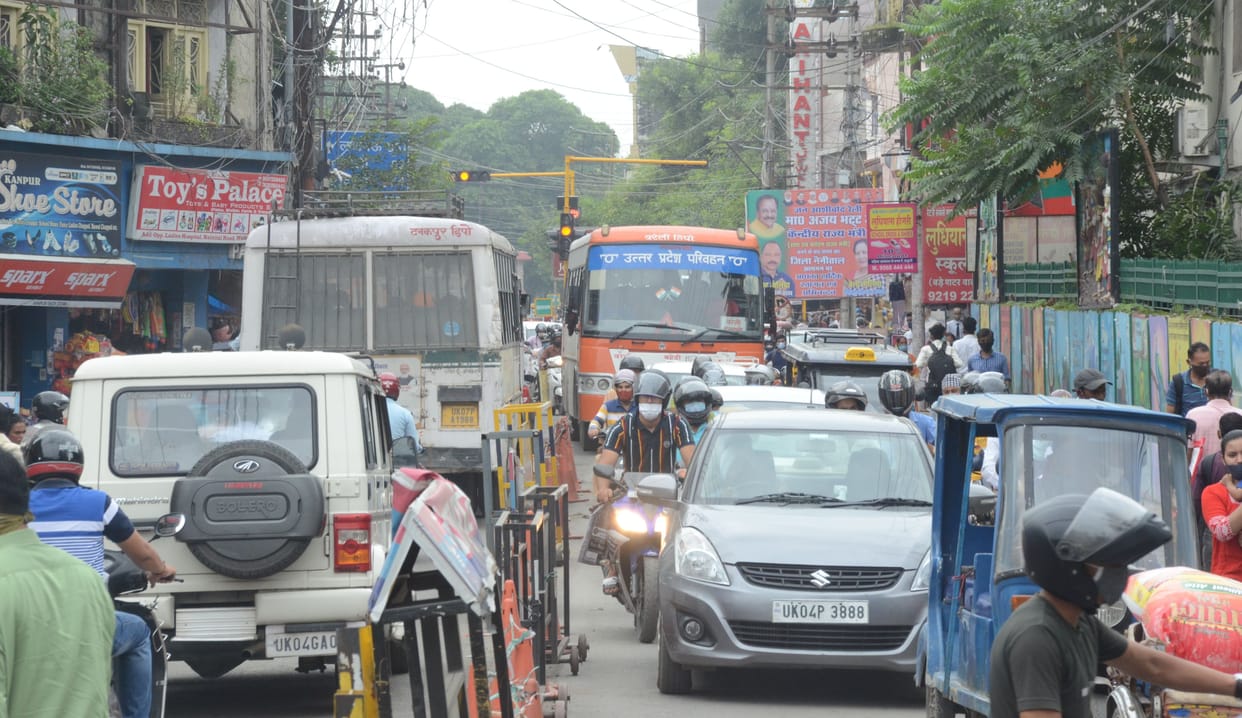 Traffic jam outside women's hospital