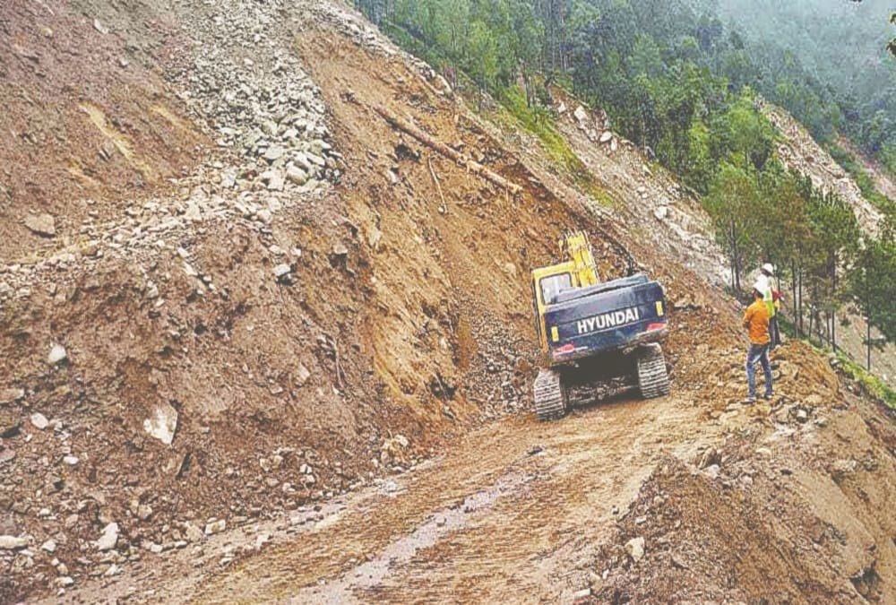Uttarakhand Weather Forecast Update Today Latest News: 284 roads including seven national highways closed Photos