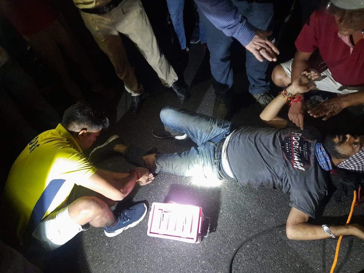 Rescued two bike riders who fell in the ditch
