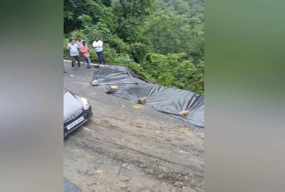 Uttarakhand Weather Forecast Update Today Latest News: 284 roads including seven national highways closed Photos