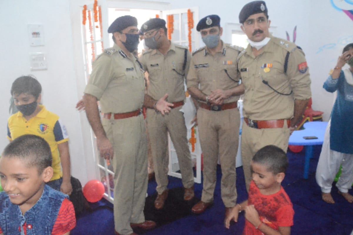 Muzaffarnagar: states first kids zone, library and canteen have been built in the police line