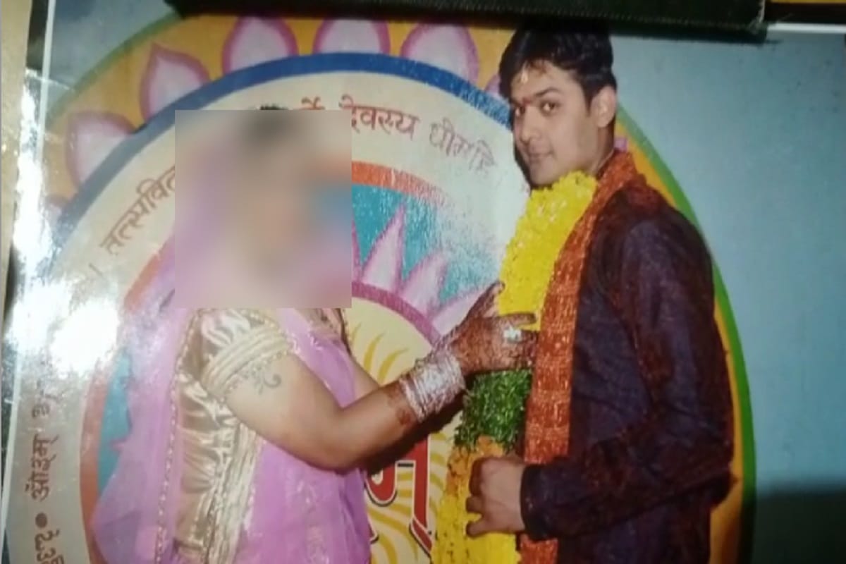 Meerut News: A army man has marriage with four girl and now opened this case by second wife
