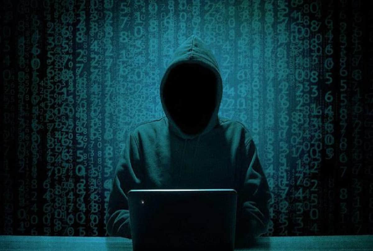 google chrome and microsoft edge users do not update your browser hackers targeting your deta by Magniber Ransomware